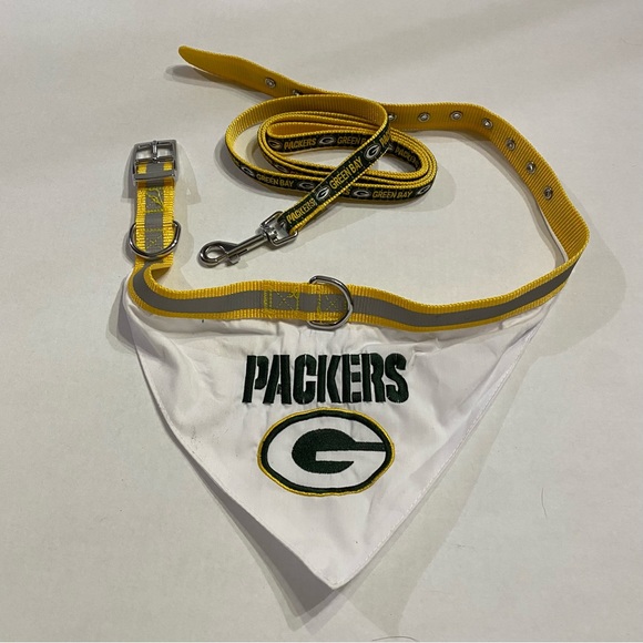 โ๏ธSOLDโ๏ธ๐HP๐๐Pets First, NFL,Green Bay Packers, Reflective Dog Collar & Leash - Picture 4 of 14